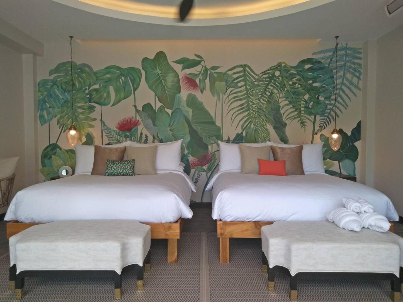 Tungtong Beach Villas Thap Sakae Exterior photo
