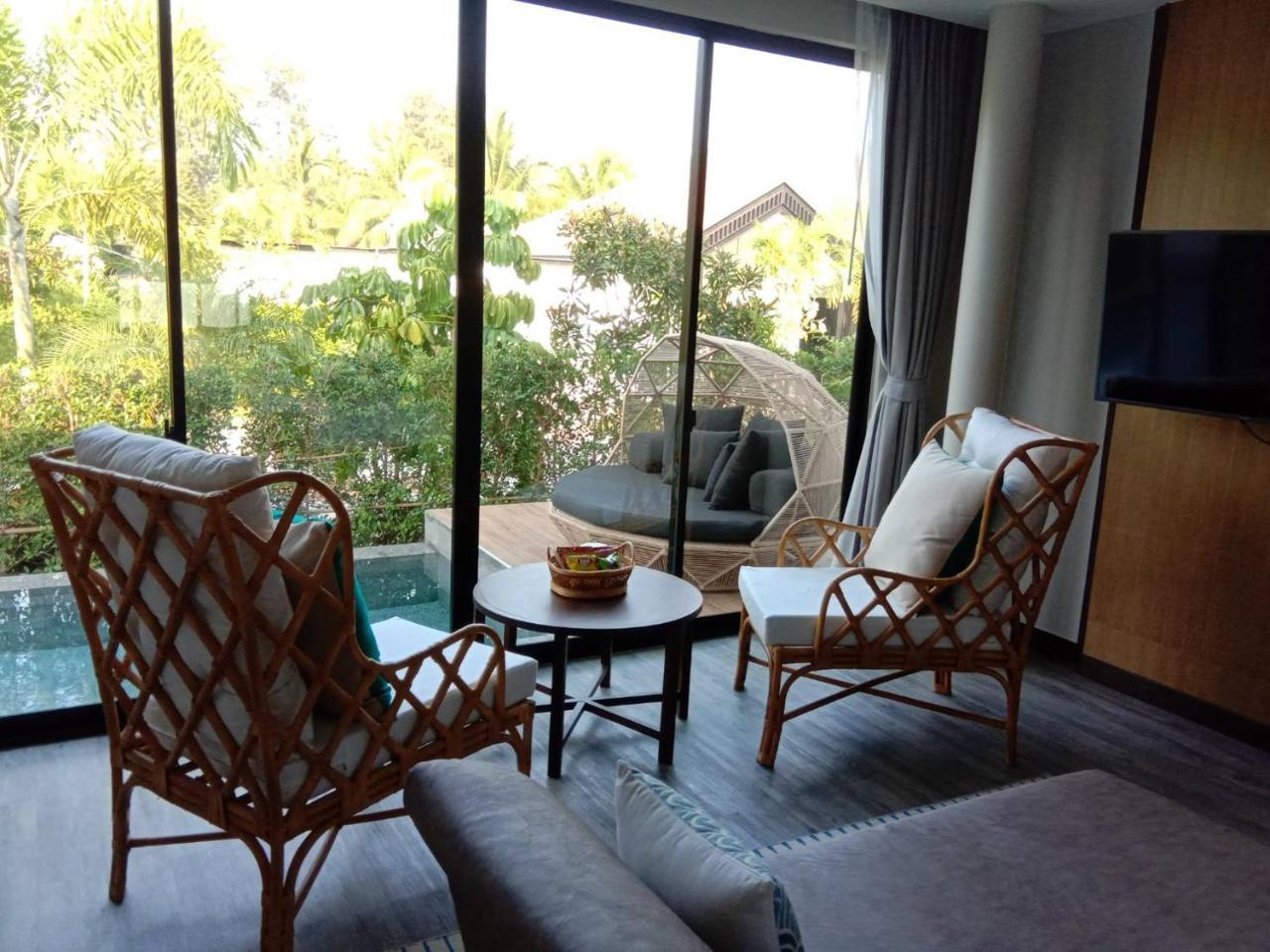 Tungtong Beach Villas Thap Sakae Exterior photo