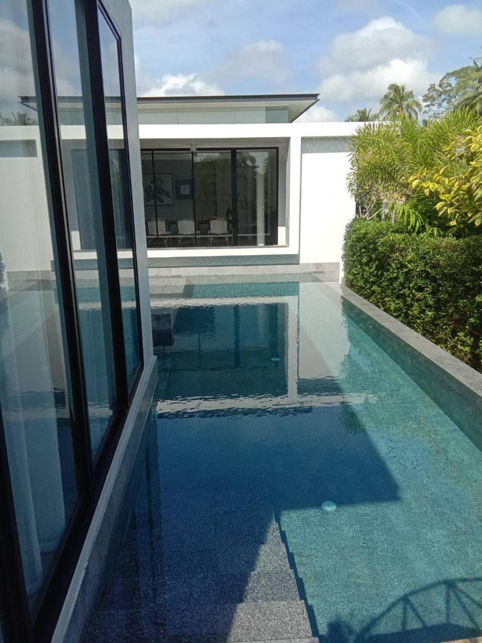 Tungtong Beach Villas Thap Sakae Exterior photo