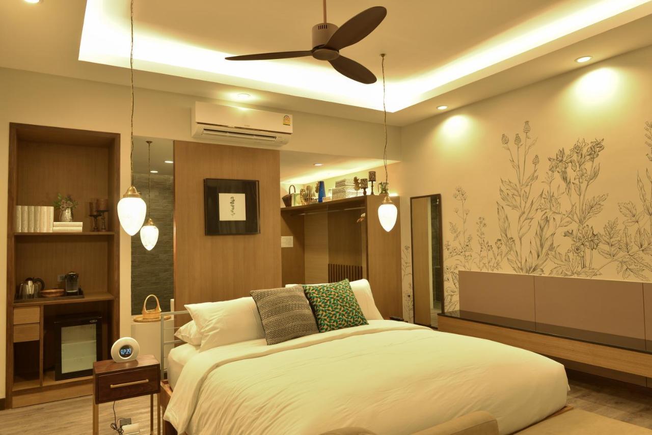 Tungtong Beach Villas Thap Sakae Exterior photo